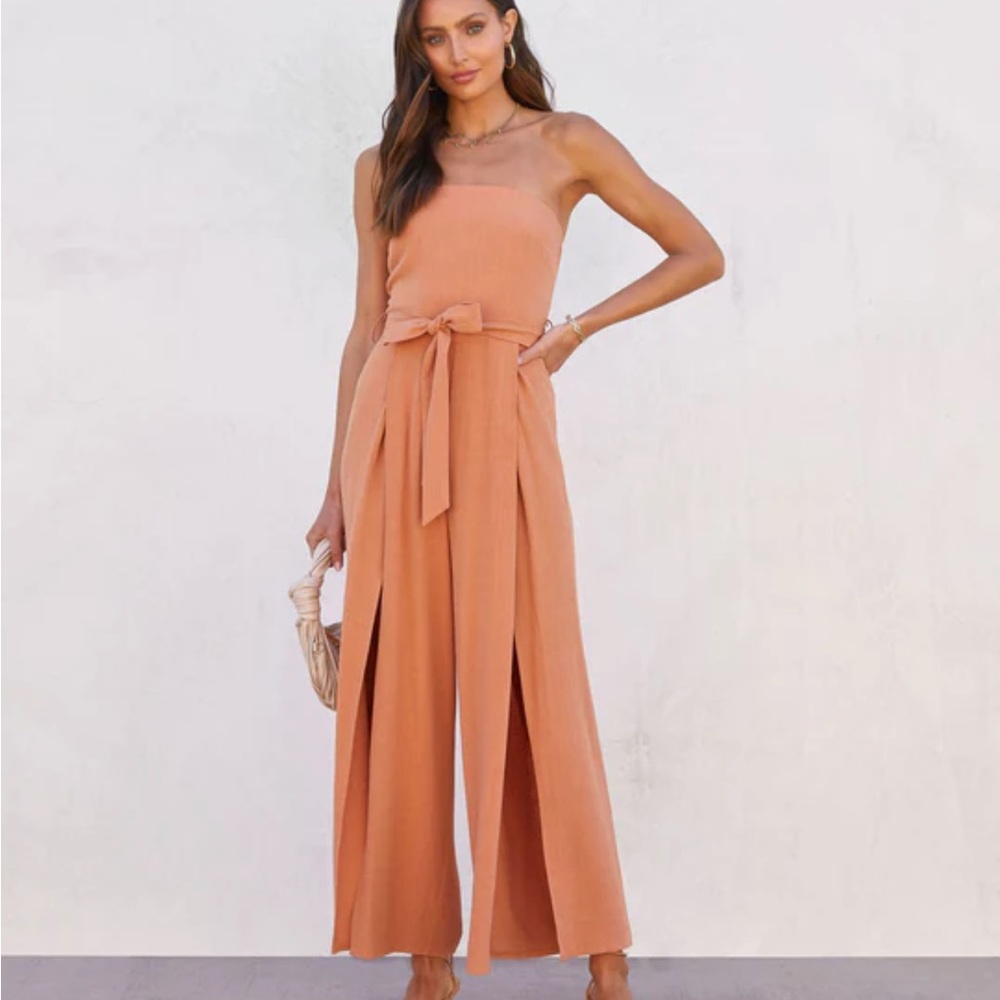 NWOT Vici Nadia Strapless Slit Jumpsuit
